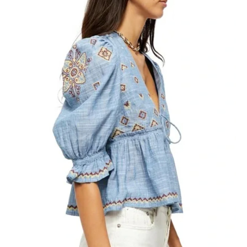 FREE PEOPLE Tallulah Embroidered Chambray Puff Sleeve Cropped Top Size S - Picture 4 of 13
